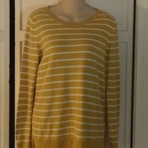 Old Navy fall sweater size S